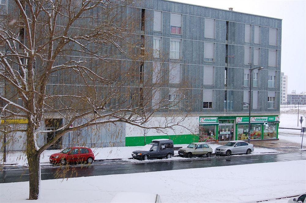 Iraipe Gorbea Auto Check-In Hotel Vitoria-Gasteiz Eksteriør billede