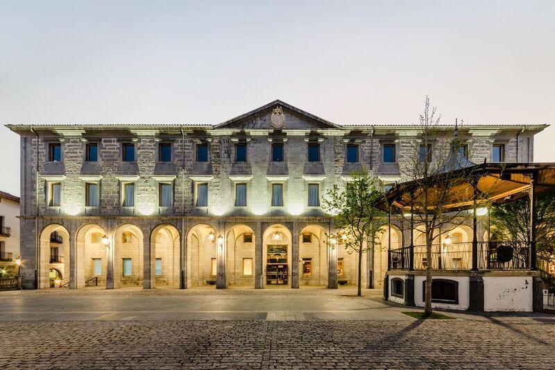 Iraipe Gorbea Auto Check-In Hotel Vitoria-Gasteiz Eksteriør billede
